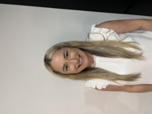 Kiri Lomas